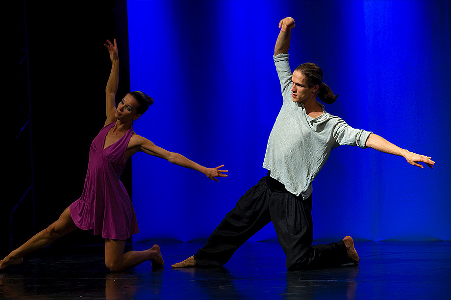 Królewskie Arkady Sztuki - Teatr Tańca Współczesnej Choreografii D.O.Z.S.K.I. z Mińska - Zdjęcie 33 z 37